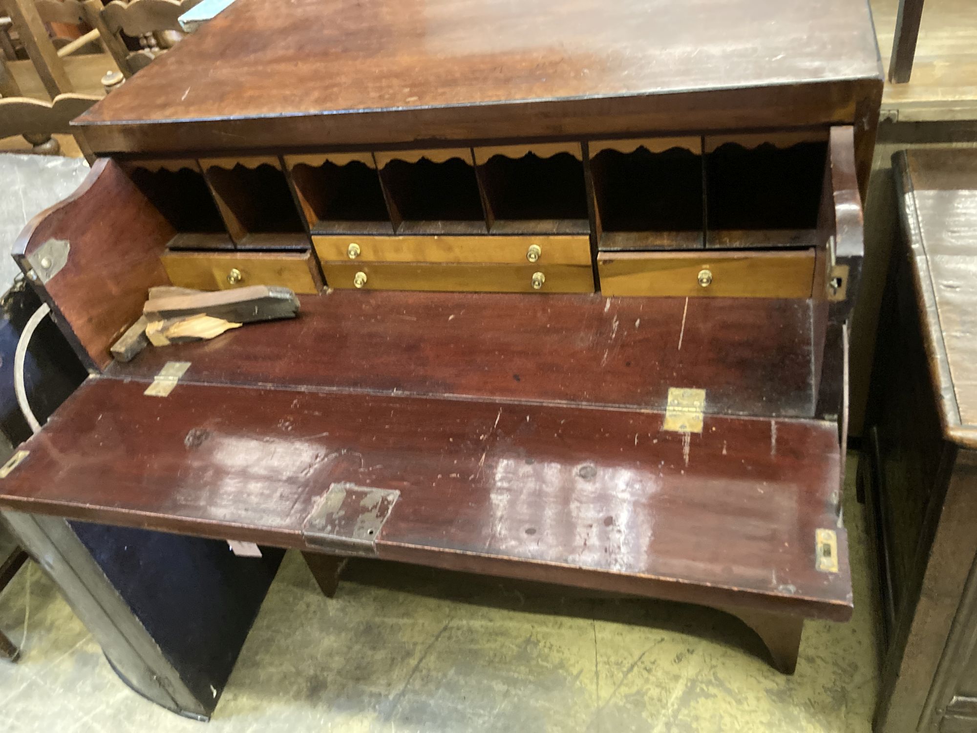 A Regency mahogany secretaire chest, width 90cm, depth 44cm, height 105cm